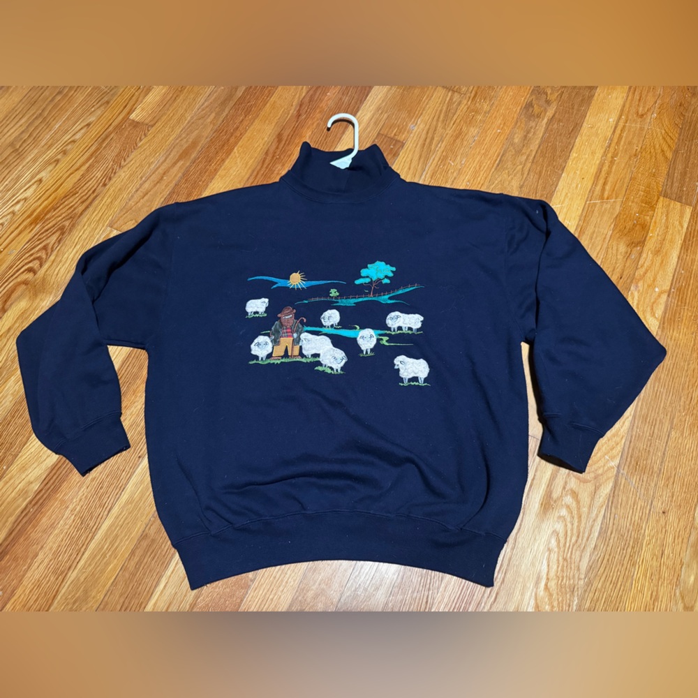 Men's Navy Blue Sheep Embroidered Graphic Sweatshirt